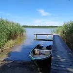Domek Nad Jeziorem -mazury- Linia Brzegowa Дом отдыха