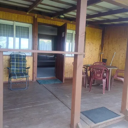 Nad Jeziorem -mazury- Linia Brzegowa Holiday home *
